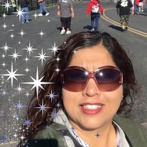 Meet your Posher, Christina